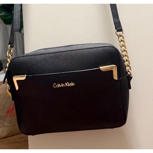 Crossbody Calvin Klein leather bag - Picture 1 of 1